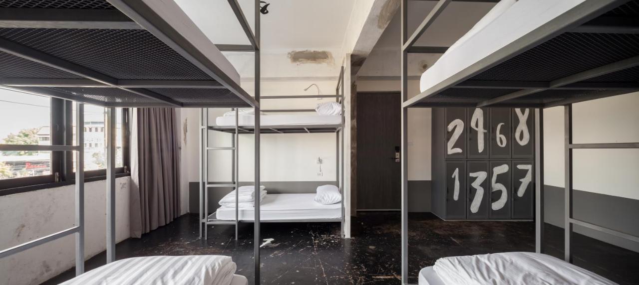 Thunder Bird Hostel Chiang Mai Extérieur photo