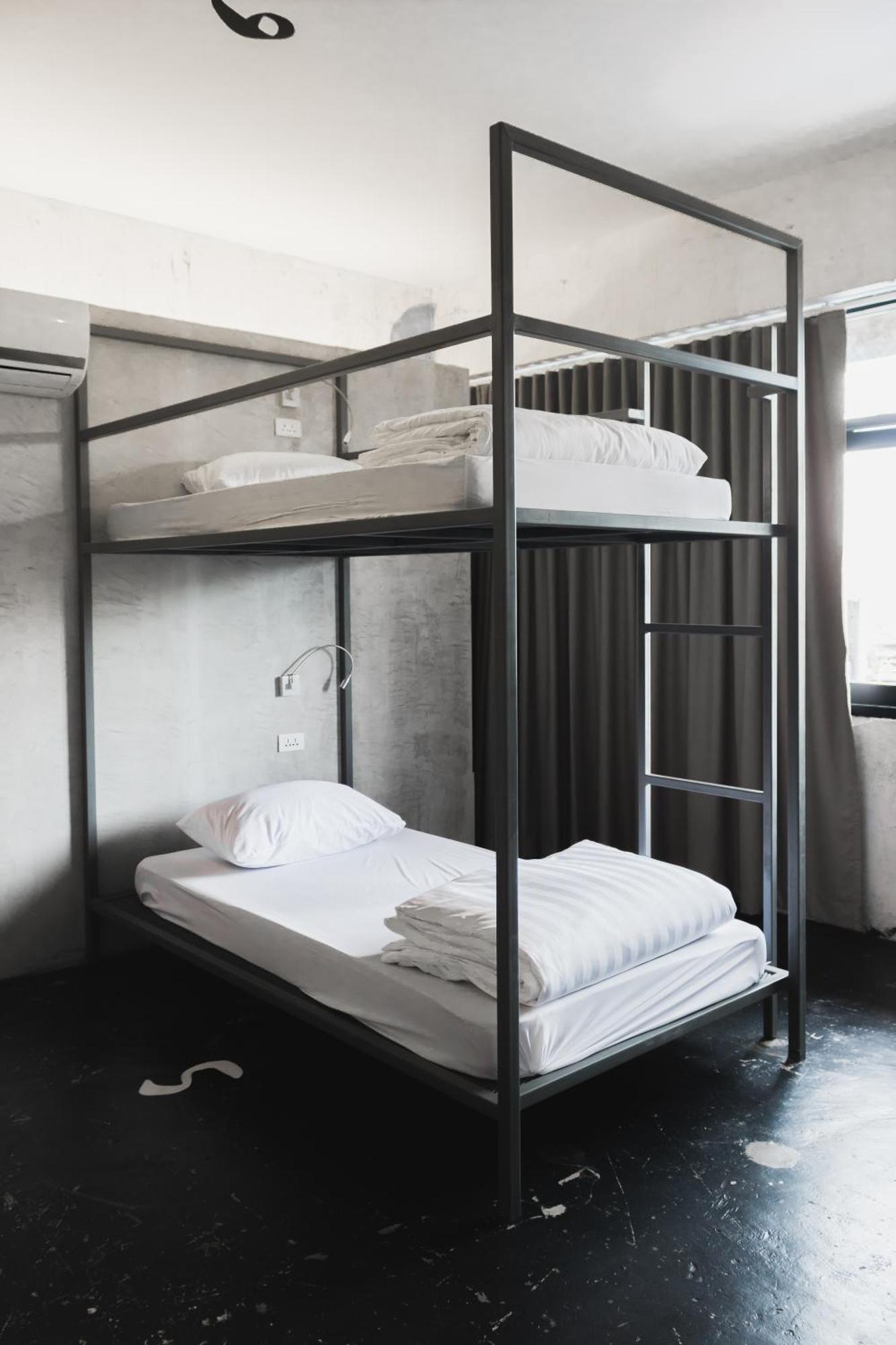Thunder Bird Hostel Chiang Mai Extérieur photo