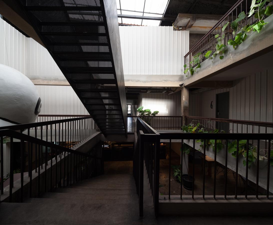 Thunder Bird Hostel Chiang Mai Extérieur photo