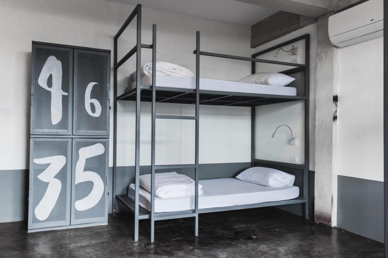 Thunder Bird Hostel Chiang Mai Extérieur photo