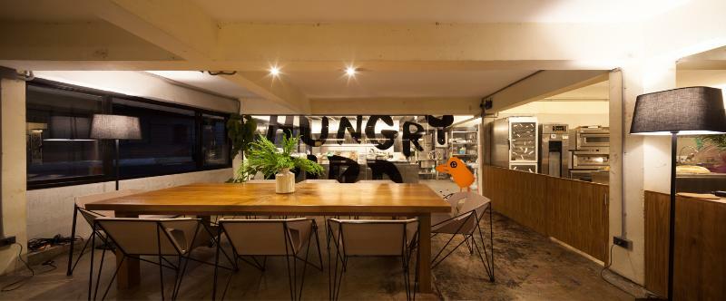 Thunder Bird Hostel Chiang Mai Extérieur photo
