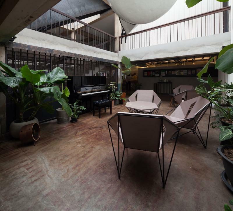 Thunder Bird Hostel Chiang Mai Extérieur photo